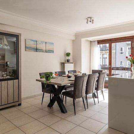 Weloveoostende - Newly Renovated Large Apartment 150M From The Beach - Including Bed Sheets And Final Clea-Ning Kültér fotó