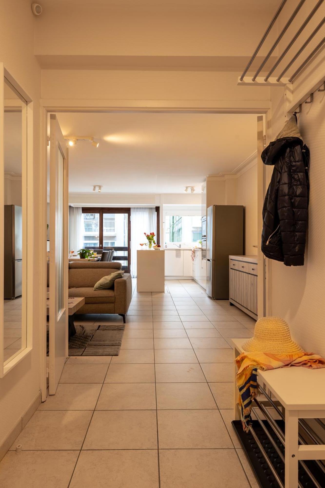 Weloveoostende - Newly Renovated Large Apartment 150M From The Beach - Including Bed Sheets And Final Clea-Ning Kültér fotó